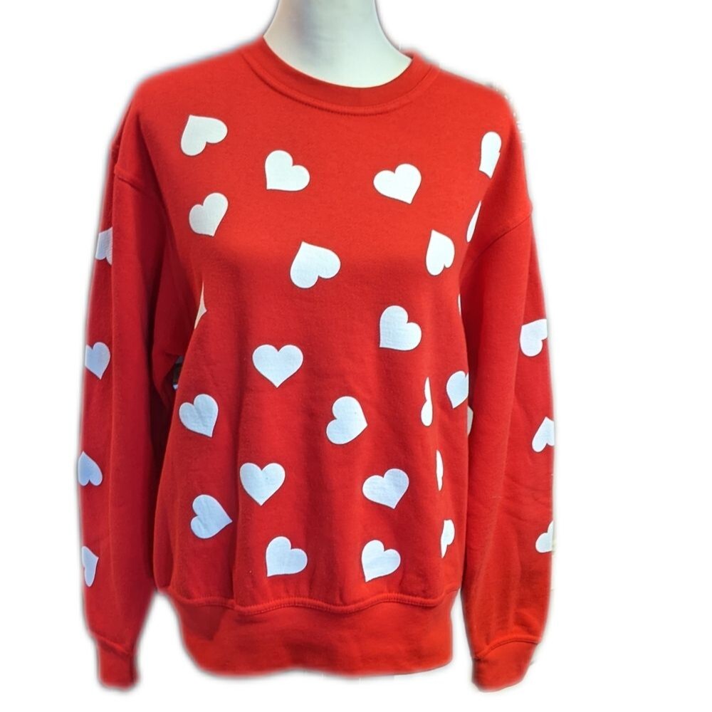 Pacific & Co. The Classic Sweatshirt red with white hearts, NWT, S